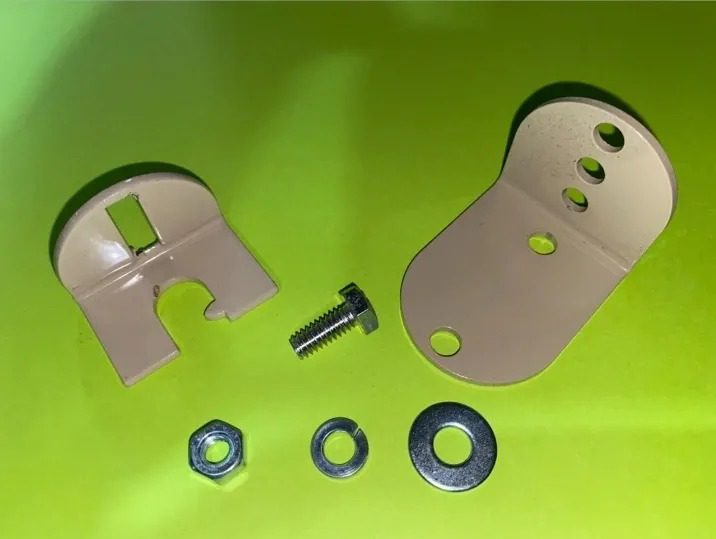 PIVOT CLIPS